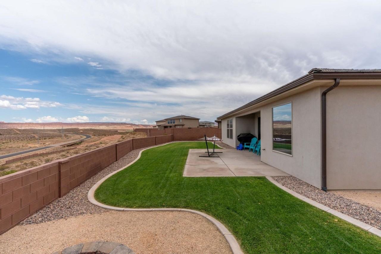 3711 E Archturus Dr - Photo 4 of 34