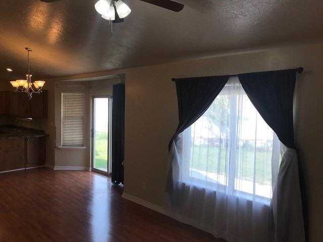 1919 N Sego Lilly Dr - Photo 5 of 25