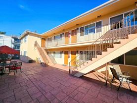 Spacious 1 & 2 Bedroom Apartments | Bond Street | Pacific Beach - Photo 1 of 1