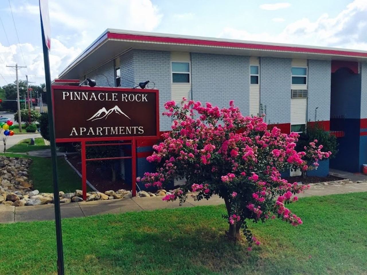 Pinnacle Rock Residences - Photo 2 of 9