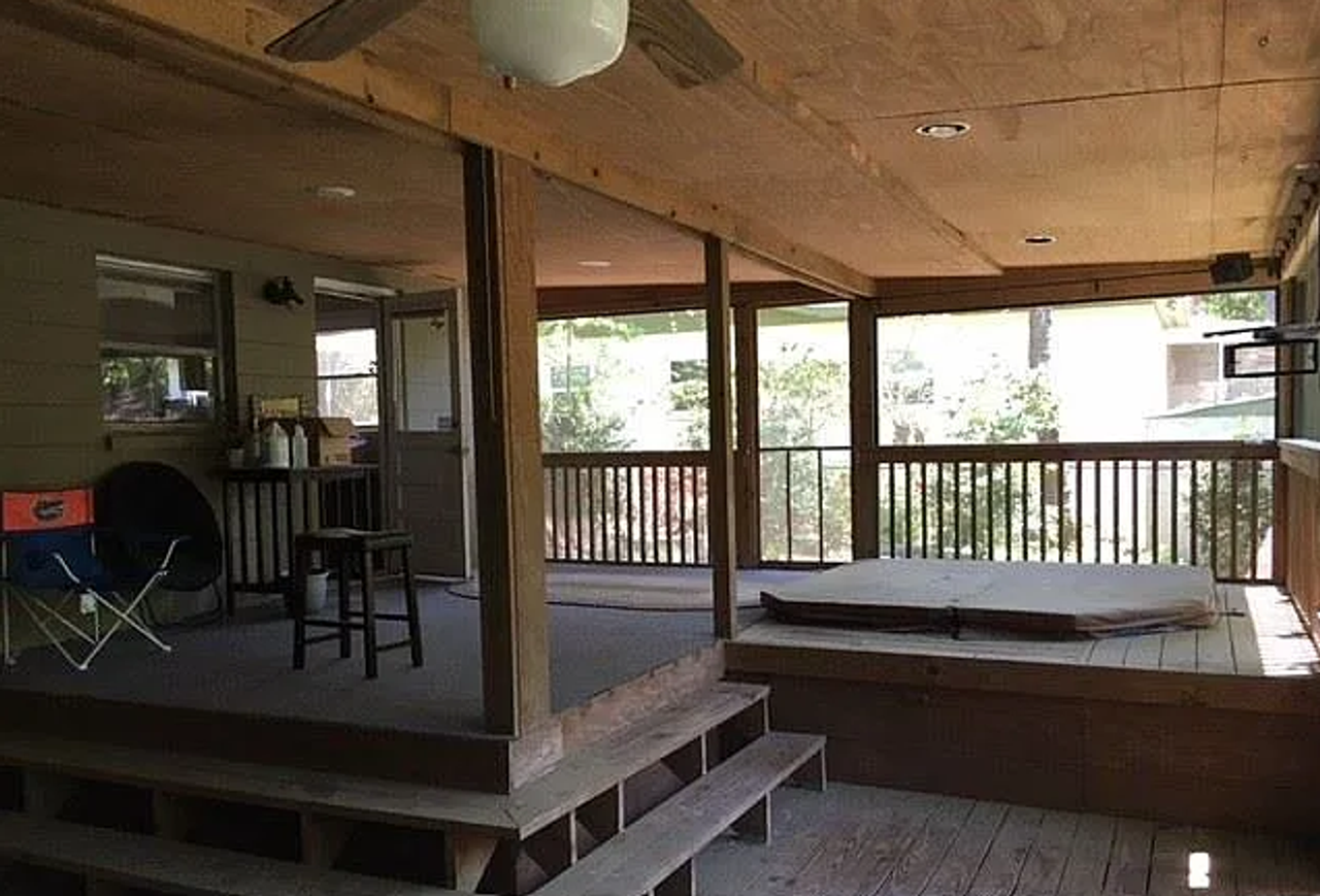 1645 Airport Dr - Photo 2 of 12