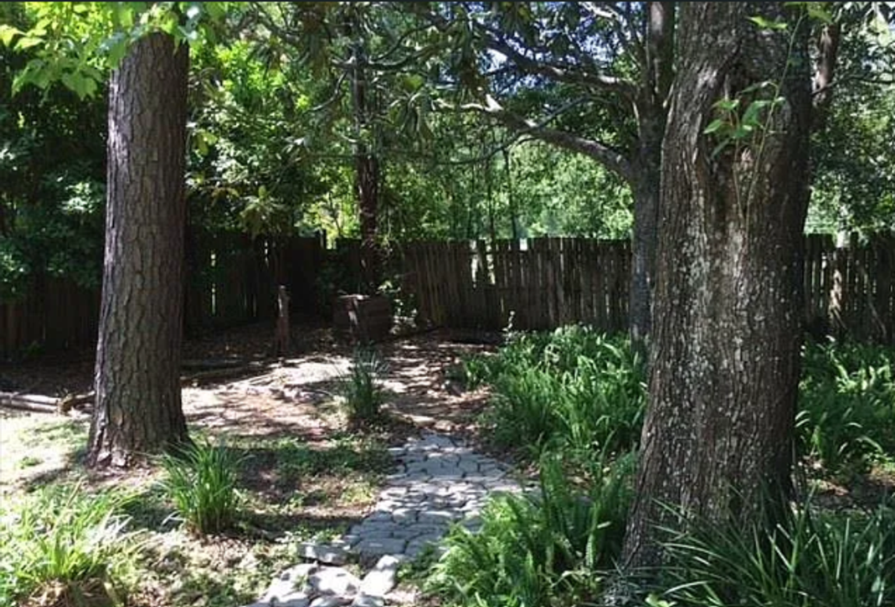 1645 Airport Dr - Photo 3 of 12