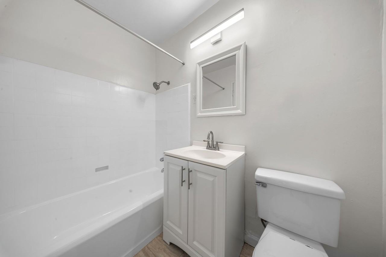 922 E. 2nd St. - Photo 7 of 14