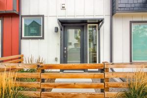 featured image of 1018 Depew St