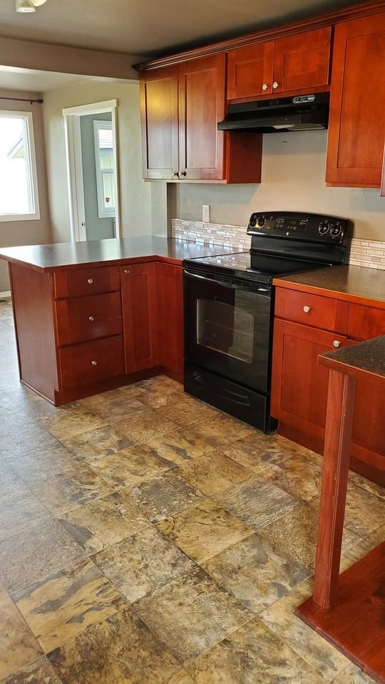 4856 Naomi St Nw - Photo 4 of 12