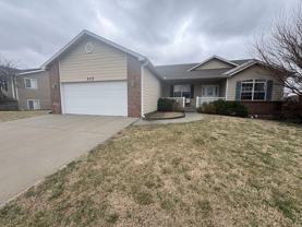 525 Harland Dr - Photo 1 of 1