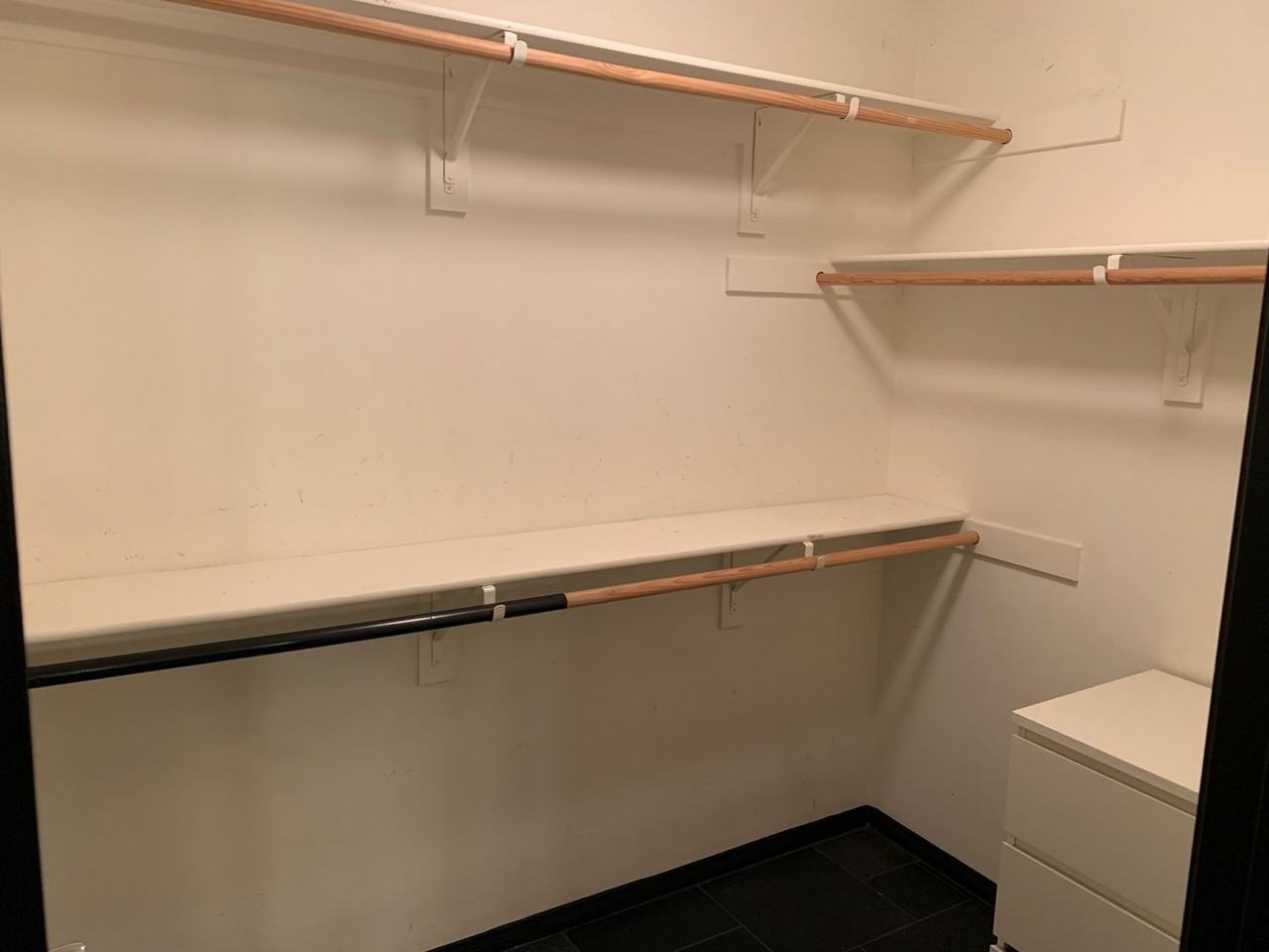 28989 Frankfort Ln - Photo 6 of 10