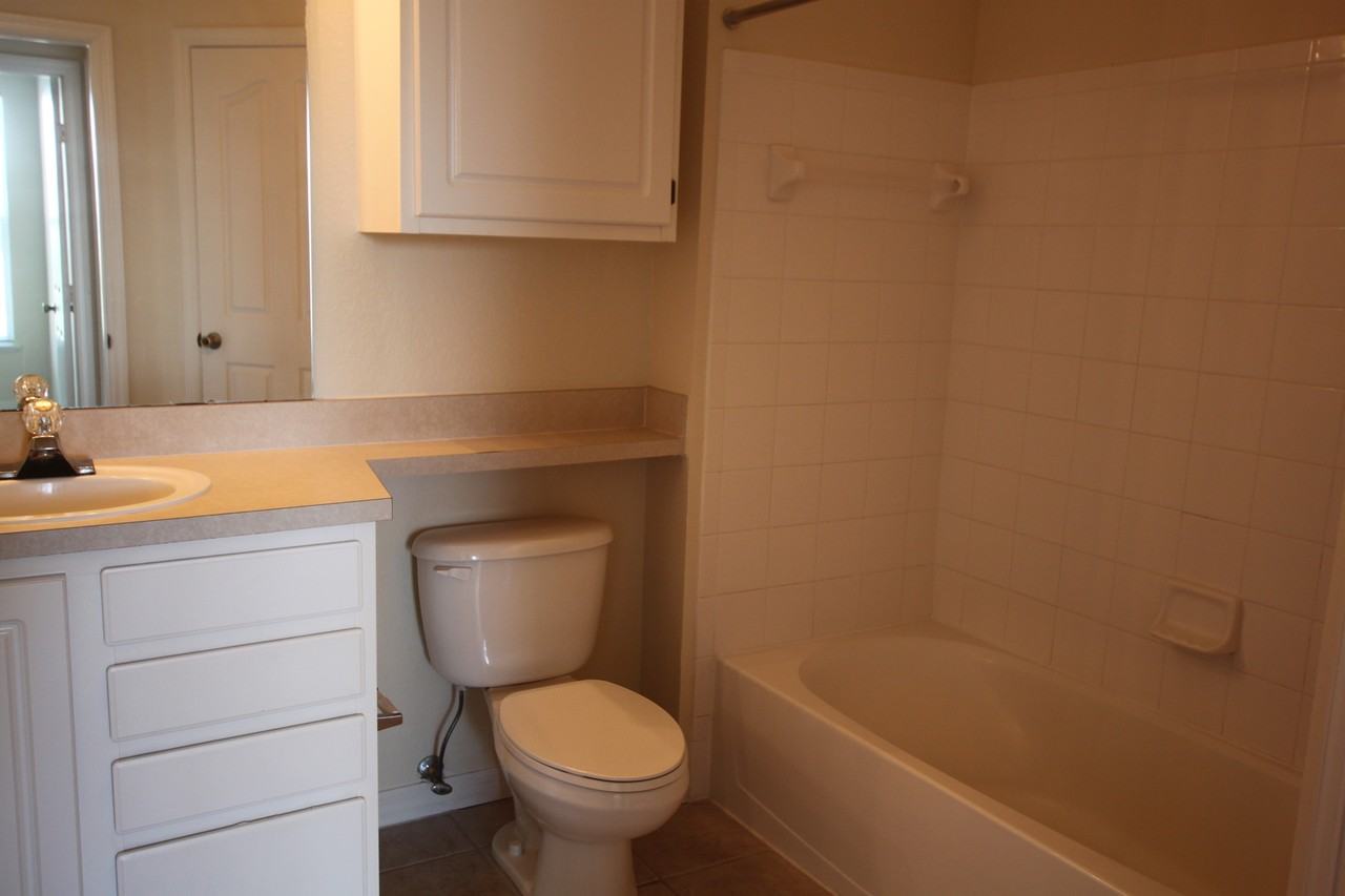 5703 Legacy Crescent Pl #304 - Photo 7 of 19