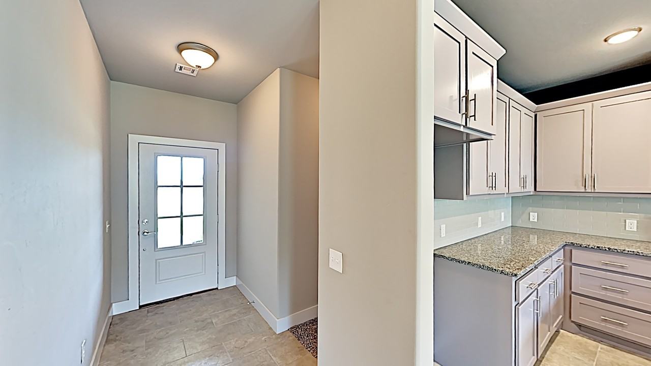 4617 Wagner Lake Dr - Photo 4 of 22