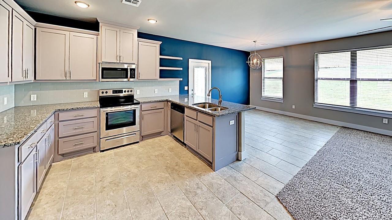 4617 Wagner Lake Dr - Photo 5 of 22