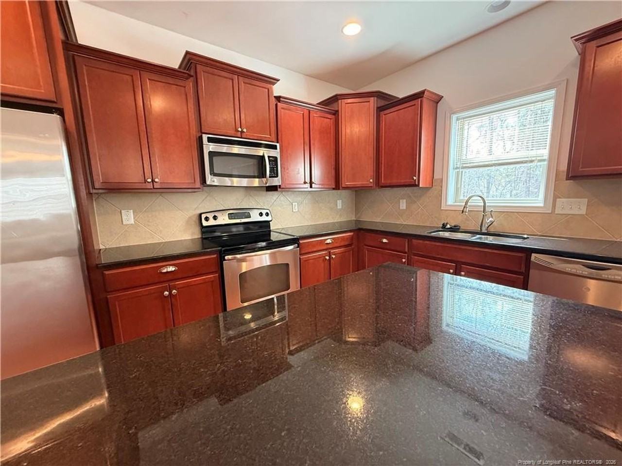 128 Tun Tavern Dr - Photo 5 of 27