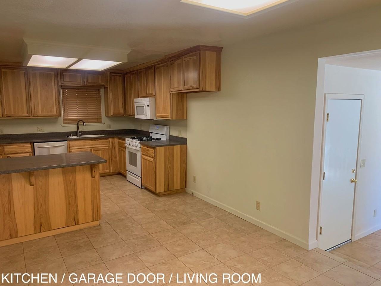 1031 Ledell Dr - Photo 3 of 27