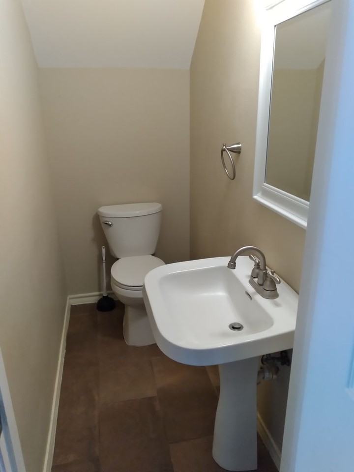 918 918 Saint Bernard Almond - Photo 6 of 17