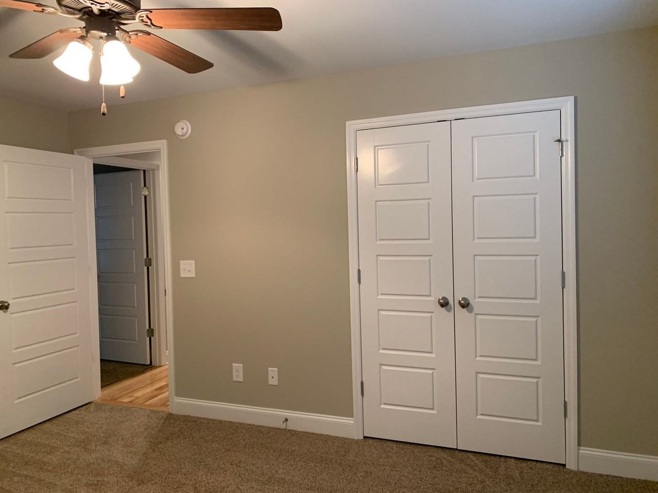 2297 Shady Ln Ne - Photo 4 of 6