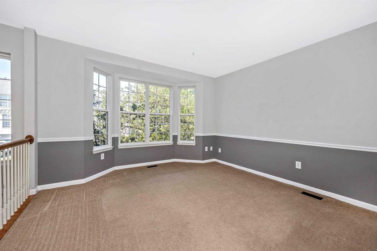 1928 Harpers Ct - Photo 2 of 36