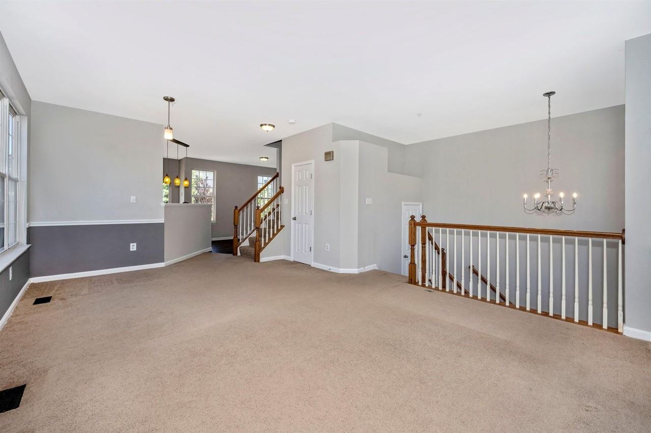 1928 Harpers Ct - Photo 5 of 36