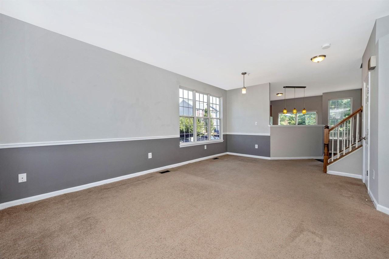 1928 Harpers Ct - Photo 6 of 36