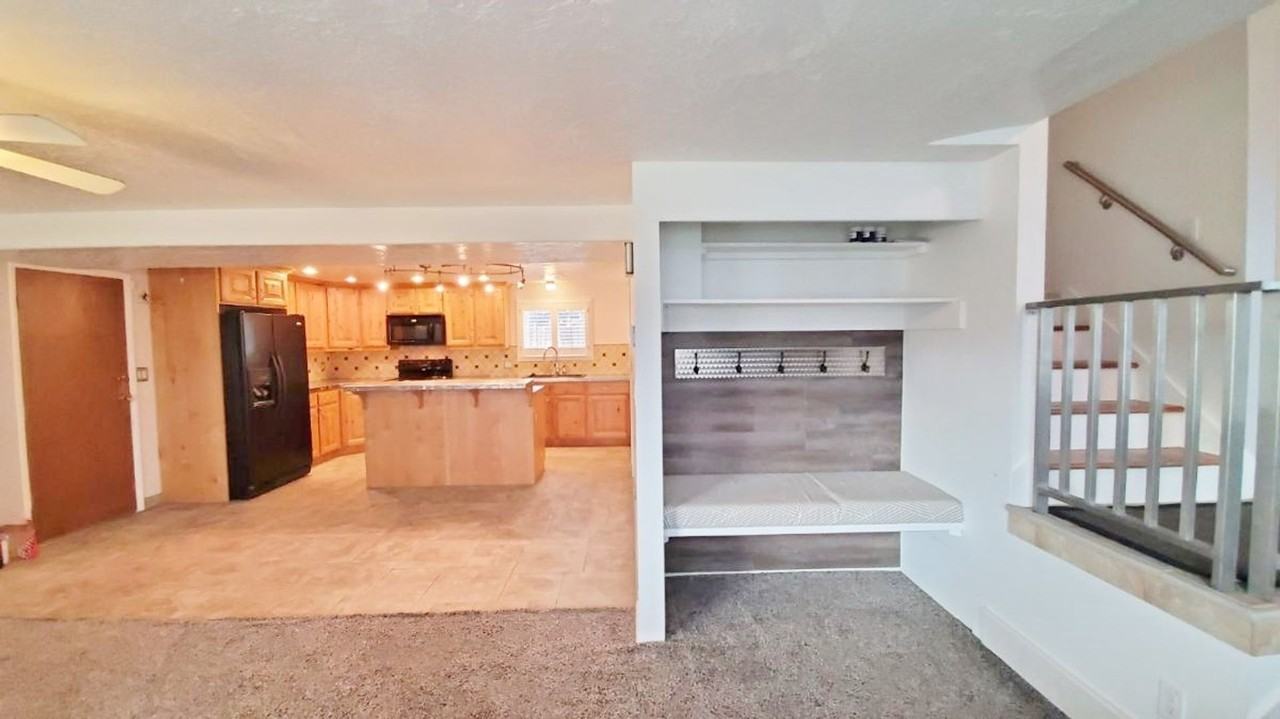 1478 W Teakwood Dr - Photo 5 of 17