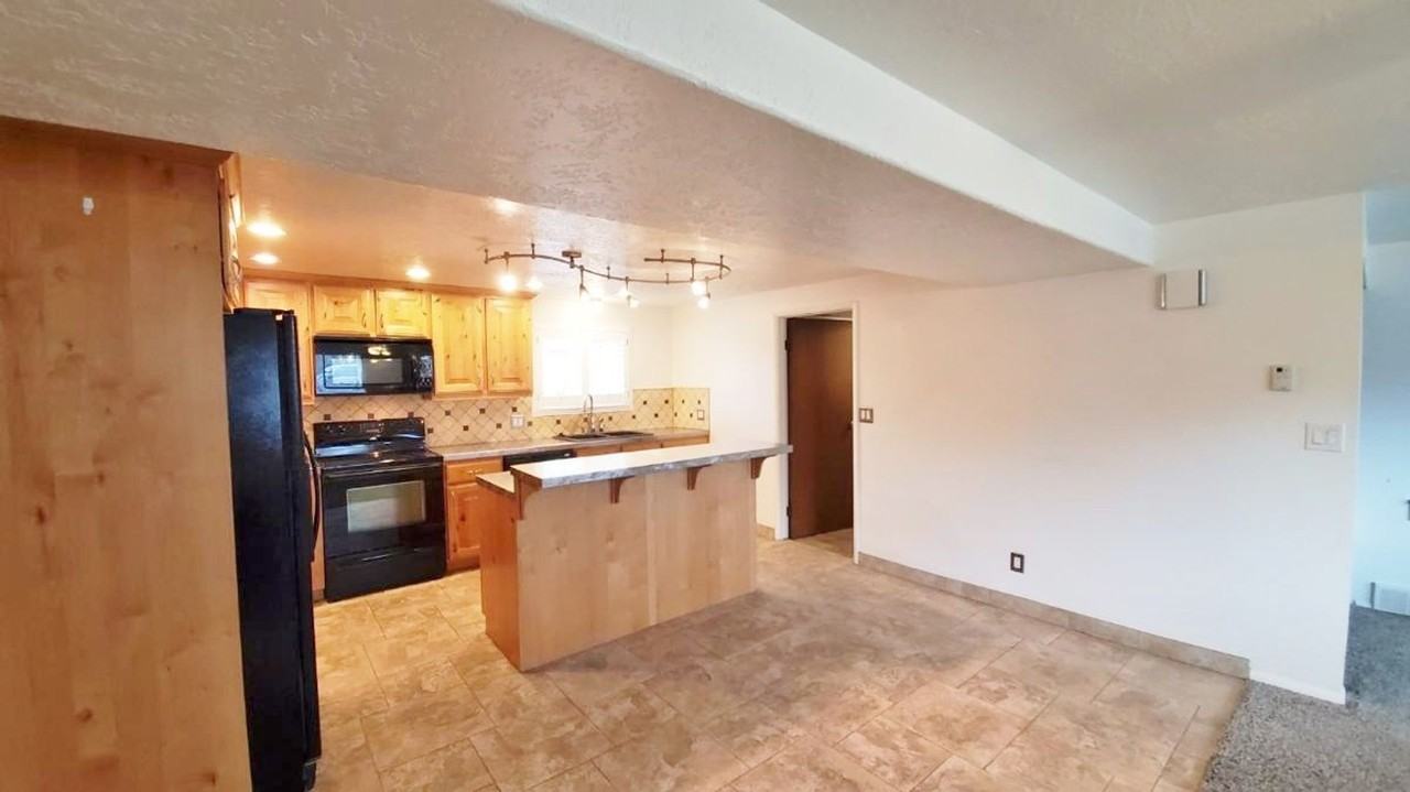 1478 W Teakwood Dr - Photo 7 of 17