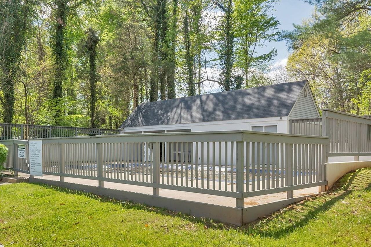 1243 Cedars Ct #8 - Photo 2 of 4