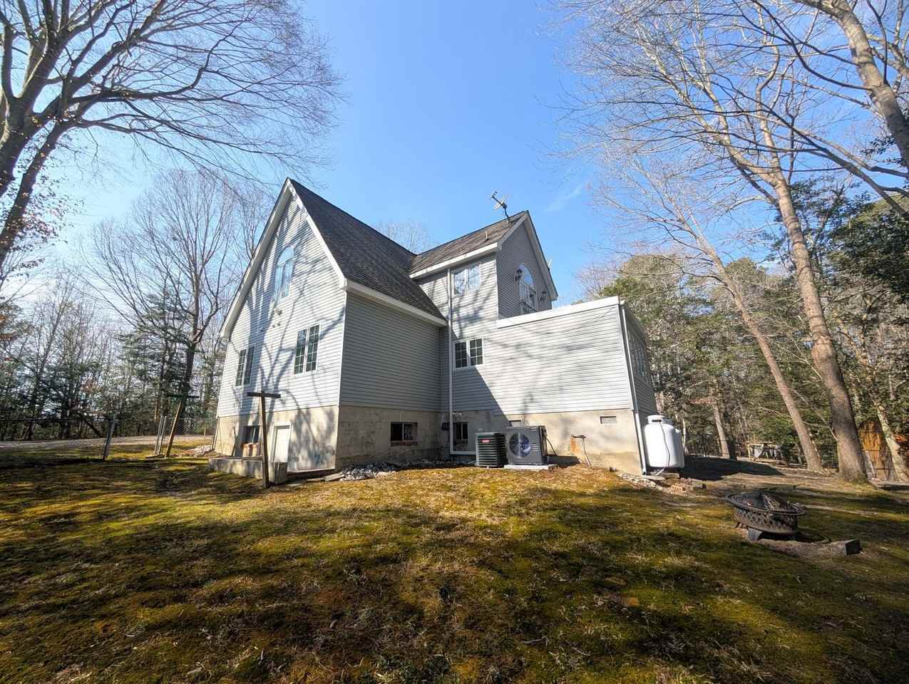 8522 Croaker Rd - Photo 5 of 20