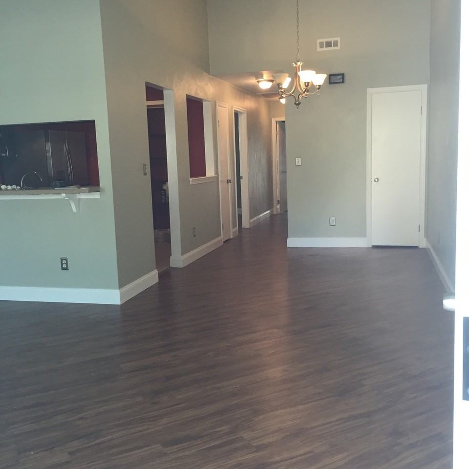 461 Peregrine St - Photo 3 of 20