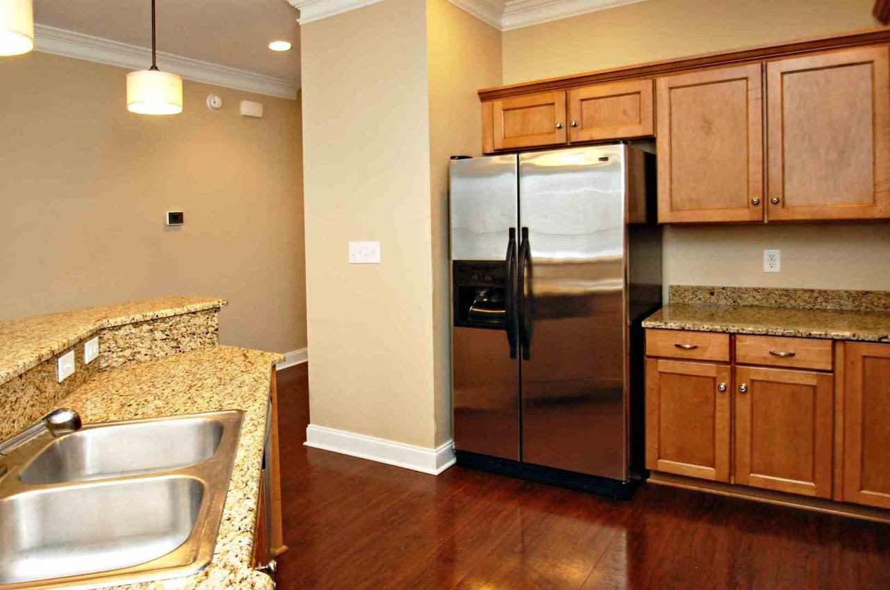 94 Rowse Dr - Photo 3 of 13