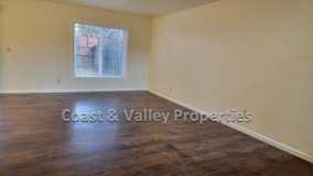 980 Memorial Drive, Hollister, CA 95023 - Photo 1 of 1