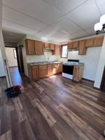 featured image of 525 E Park Ave