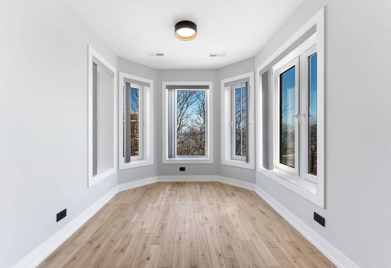 #7724 The Villages of Eastlake - Photo 6 of 33