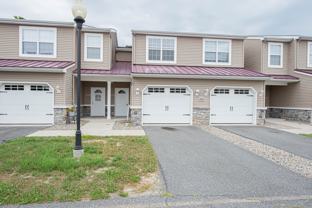 438 Parkview Ct - Photo 1 of 1