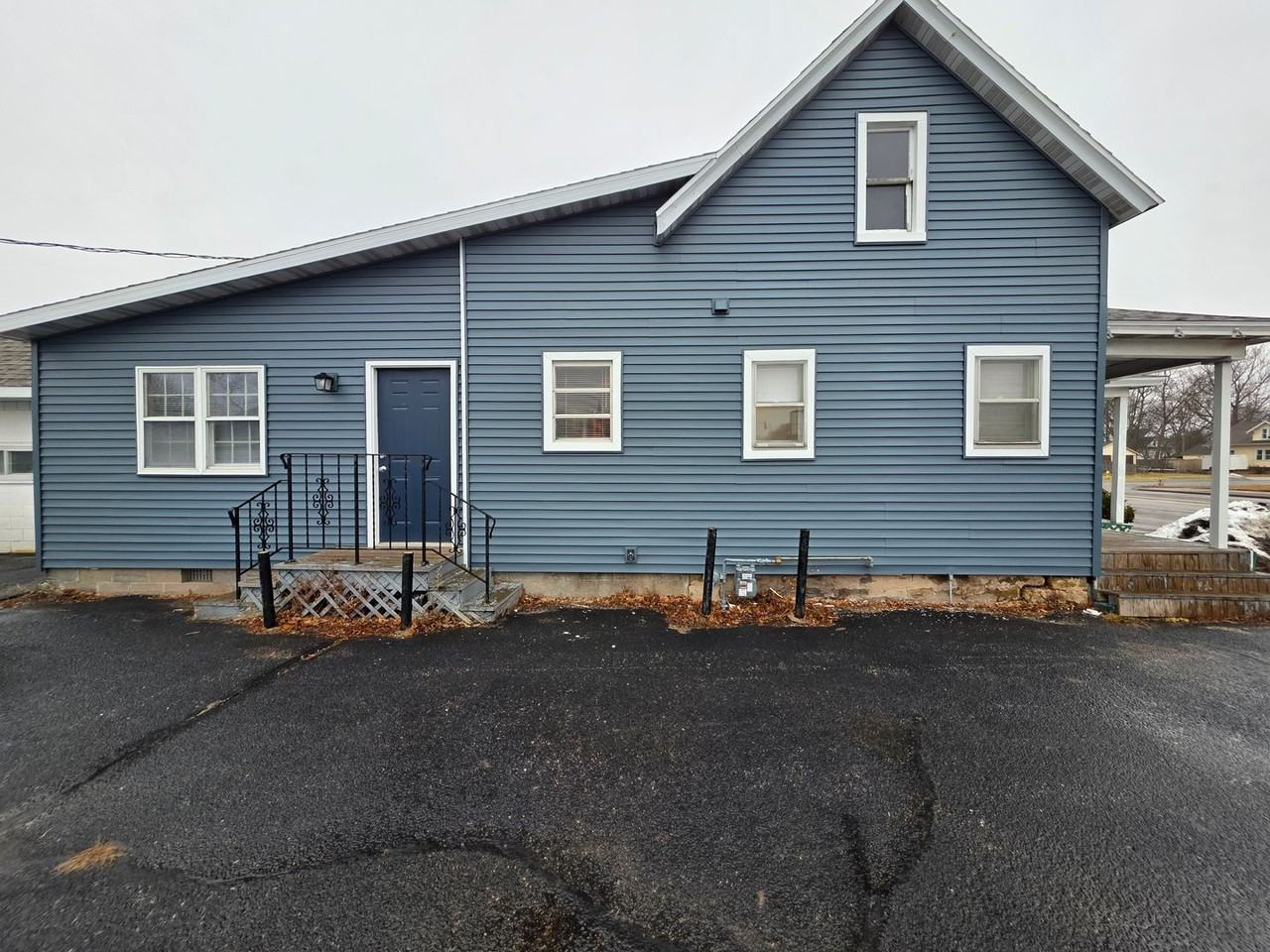 1353 W Grand Ave - Photo 2 of 29