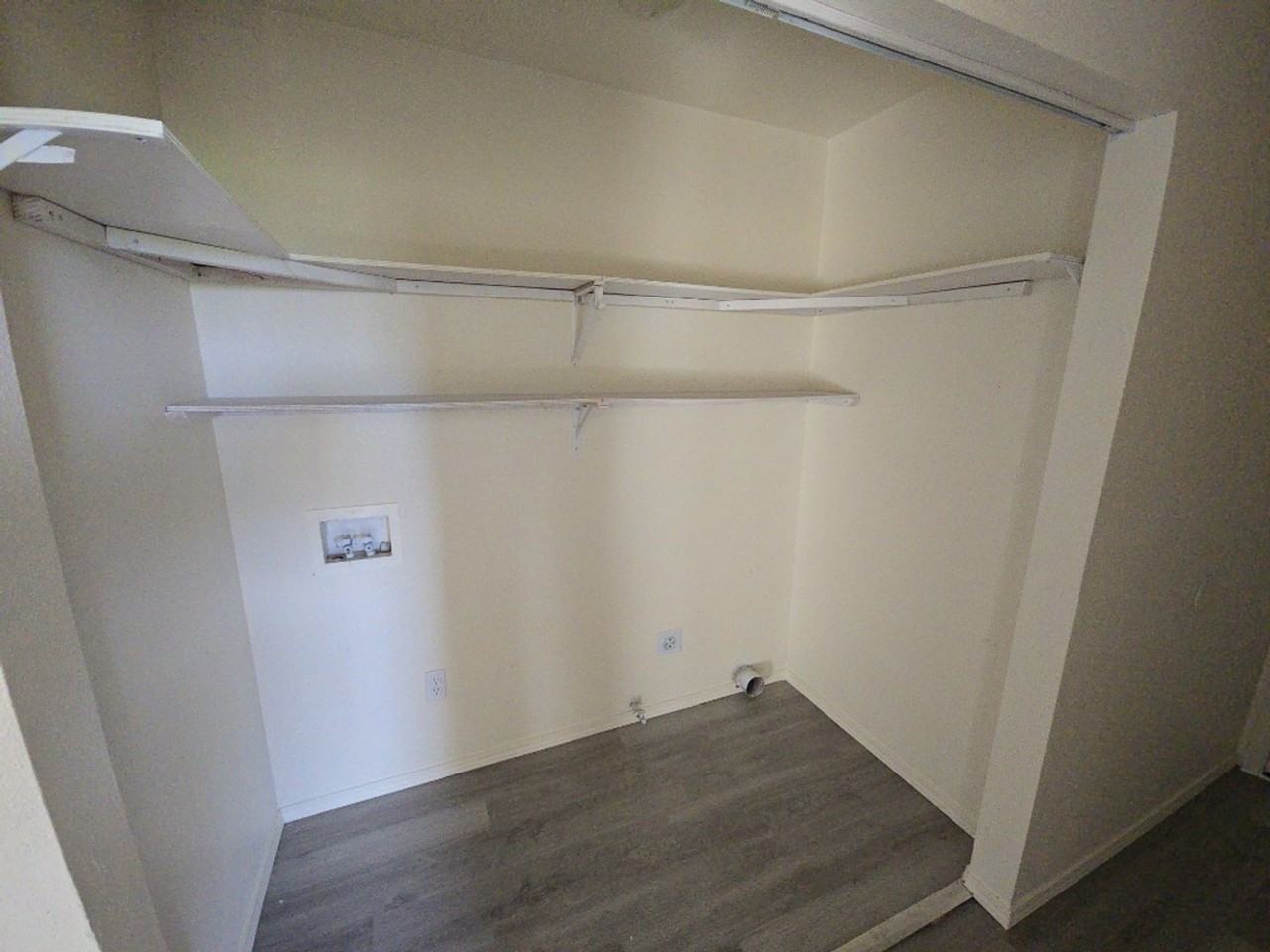 2382 Ariel Way - Photo 3 of 18