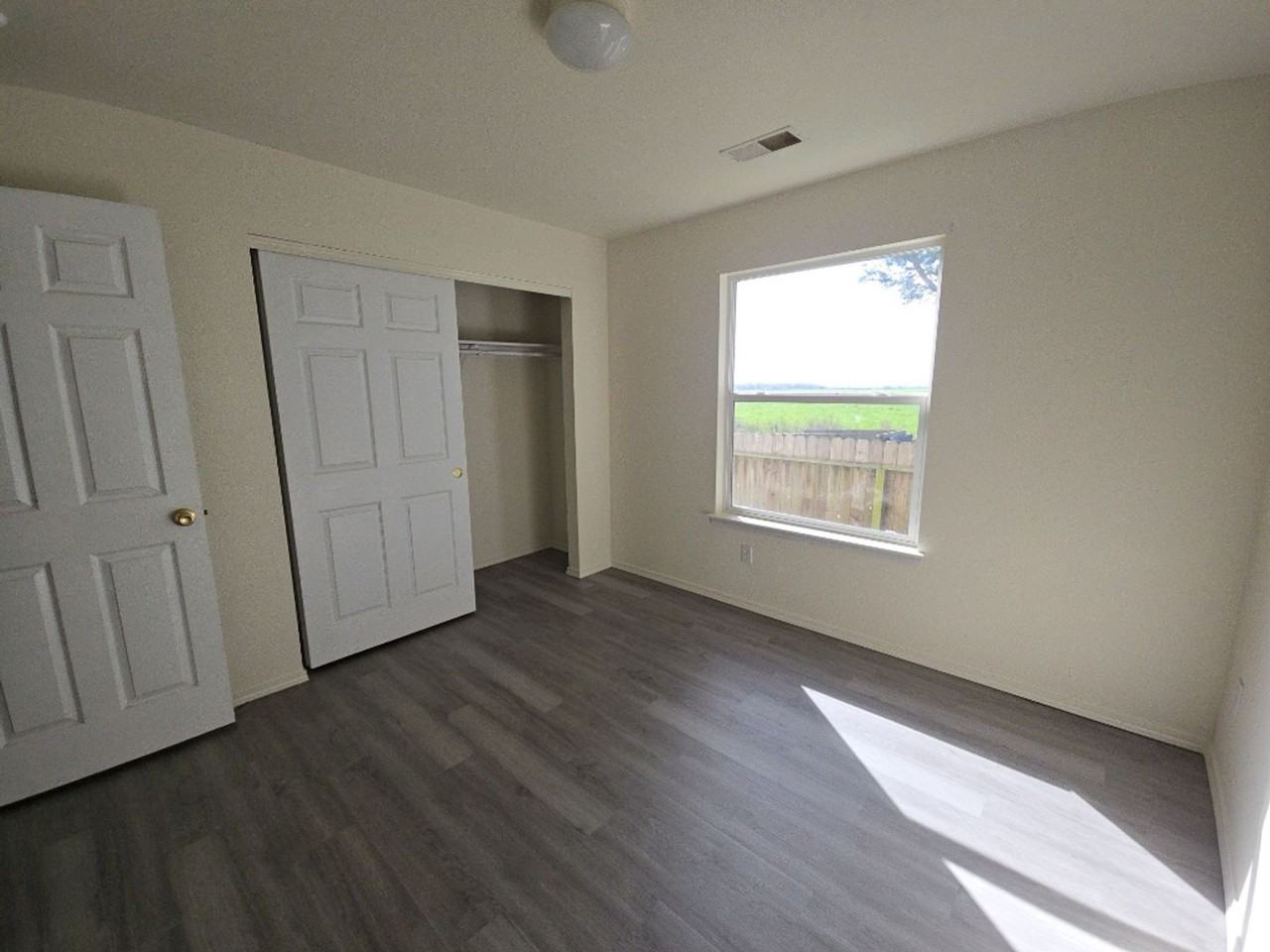 2382 Ariel Way - Photo 5 of 18