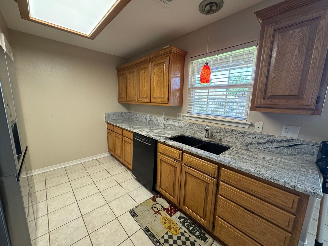 3904 Sw Hansom Loop - Photo 7 of 35