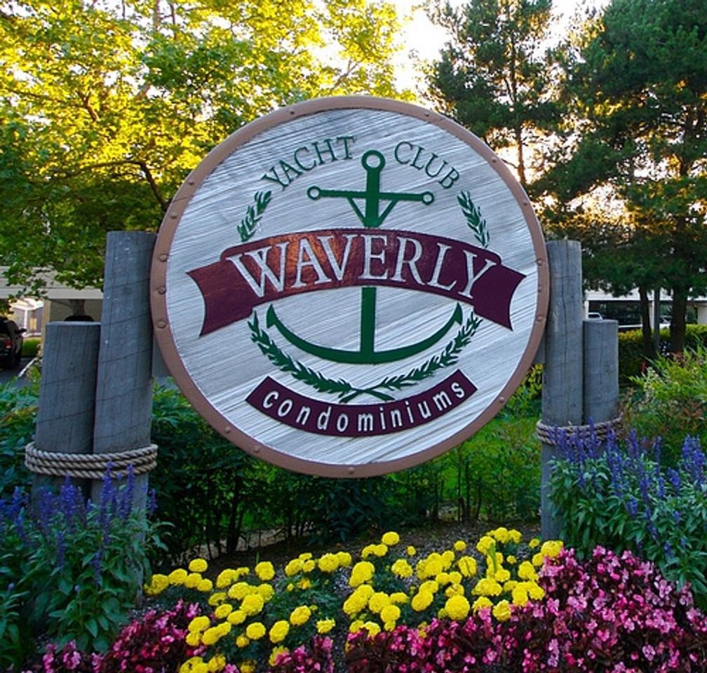 635 Se Linn St - Photo 2 of 23