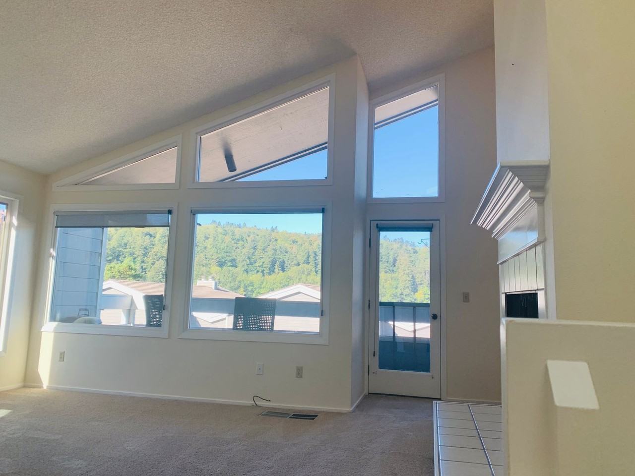 635 Se Linn St - Photo 3 of 23