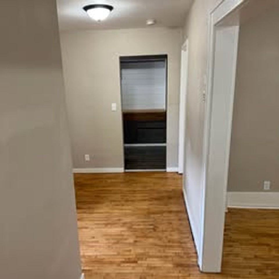 515 10th St Sw - Photo 2 of 14