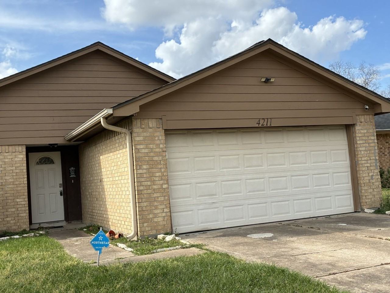 4211 Autumn Meadow Dr - Photo 2 of 22