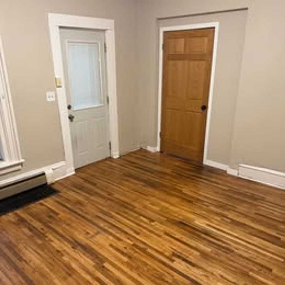 535 7th St Nw - Photo 2 of 8