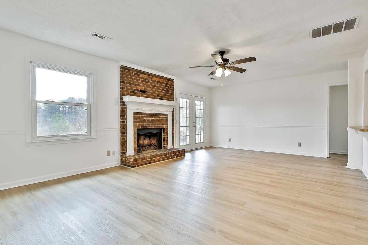 145 Ridge Rd - Photo 4 of 18