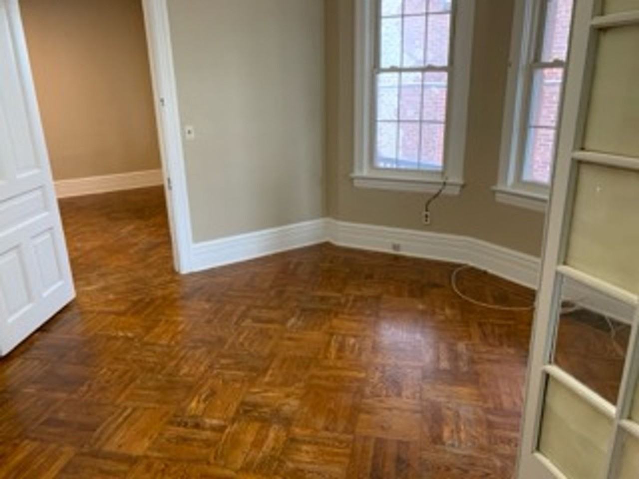 137 N 7th St - Photo 4 of 9