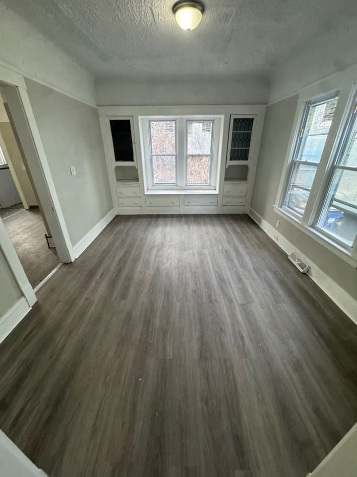 578 E 107th St - Photo 5 of 18