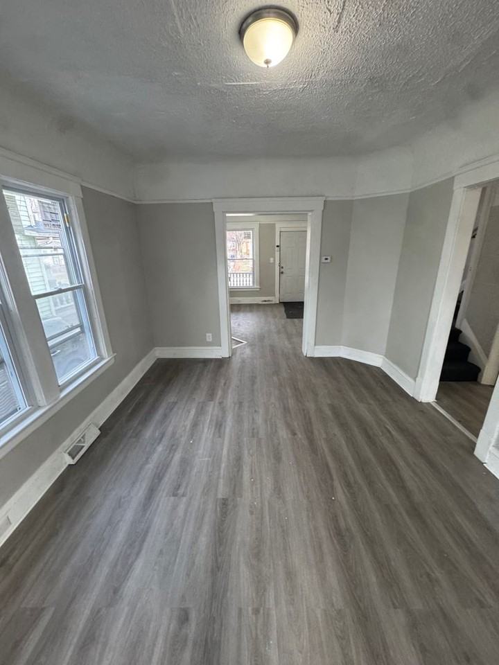 578 E 107th St - Photo 6 of 18