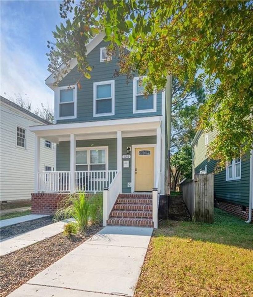 126 Riverview Ave - Photo 2 of 31