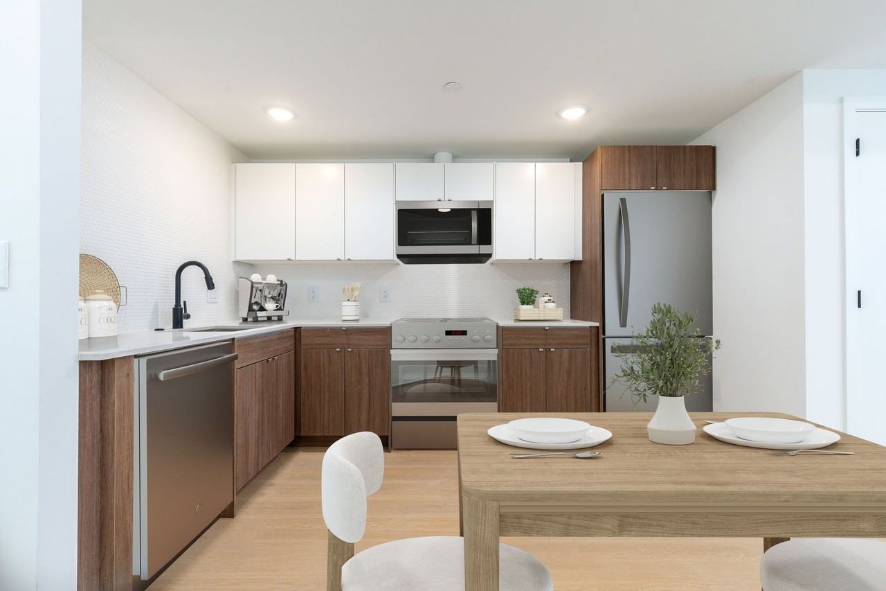 Bakerhaus - Photo 5 of 18