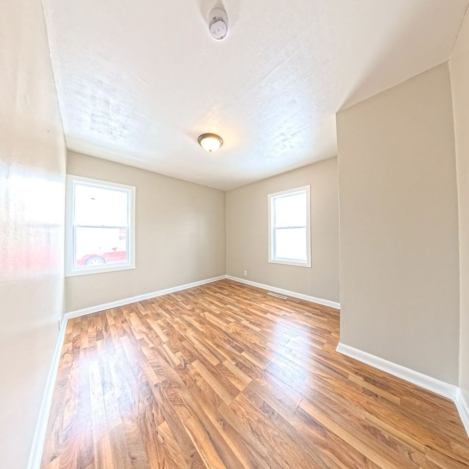 408 N 13th Ave - Photo 7 of 16