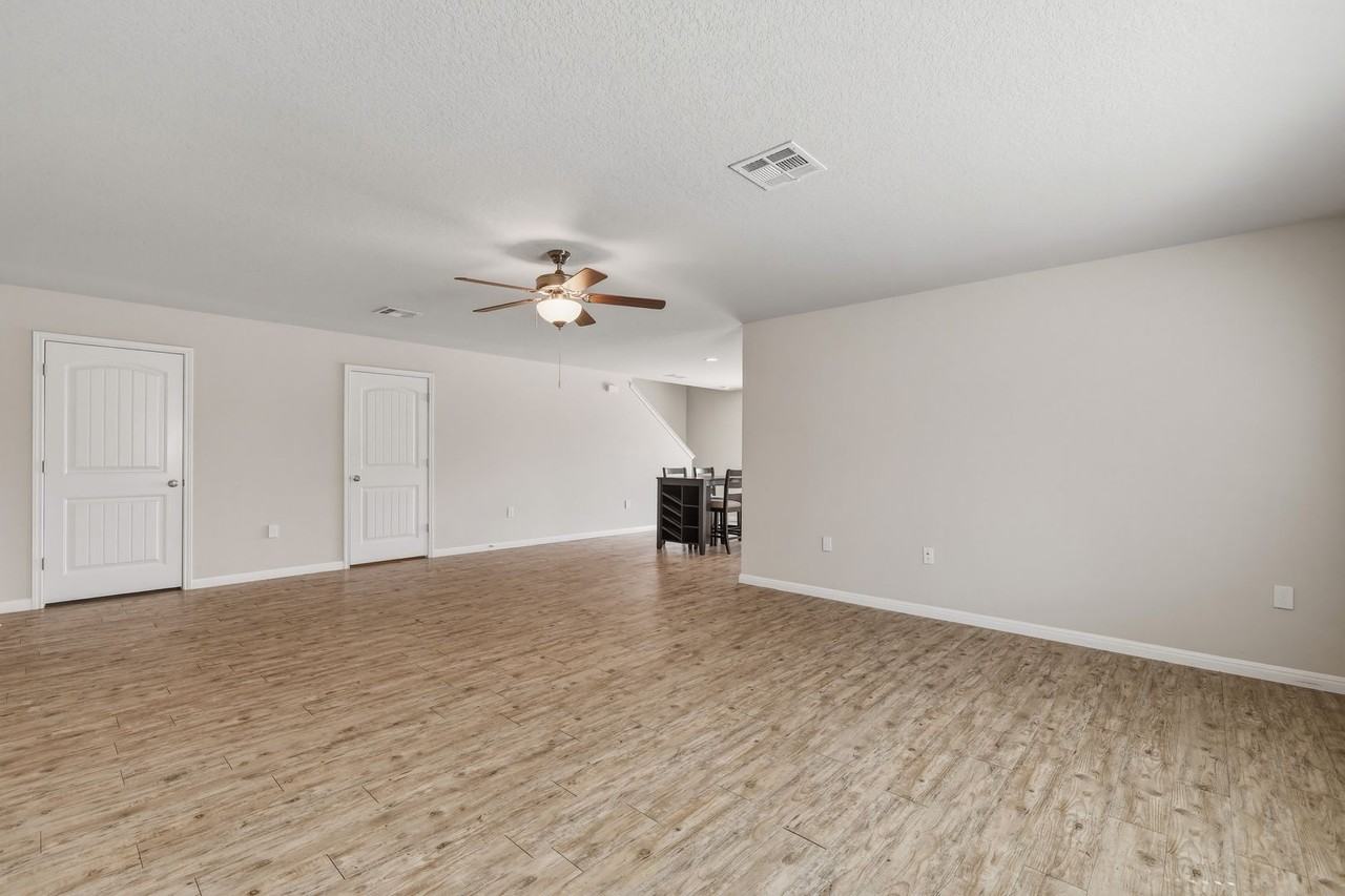 10530 Legacy Cv - Photo 3 of 30