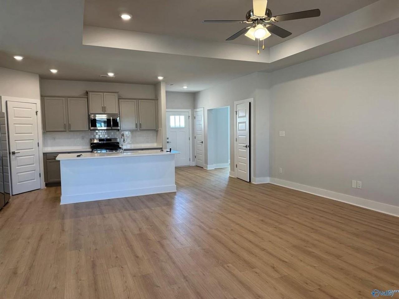 172 Shangrila Way - Photo 7 of 9