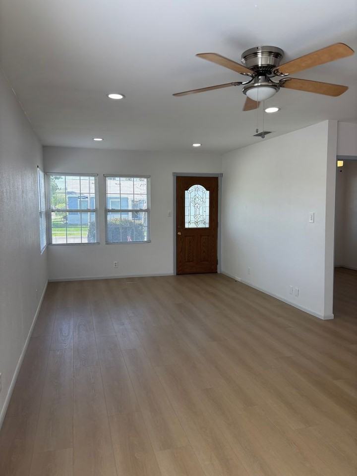 5502 Autry Ave - Photo 7 of 28